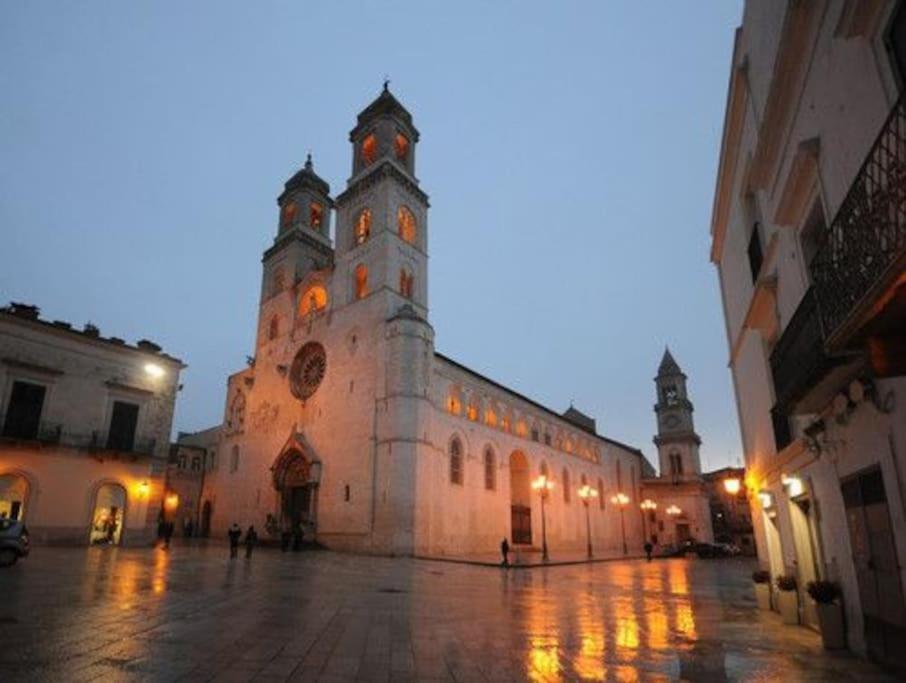 Alta B&B Casetta Nel Centro Storico Altamura Bagian luar foto
